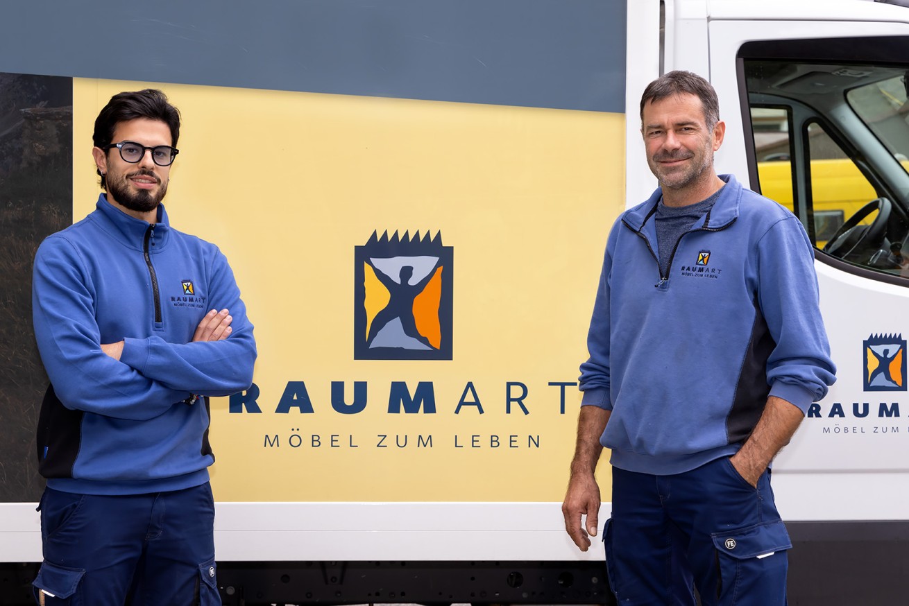 Leo und Armin, unser Liefer- und Montageteam