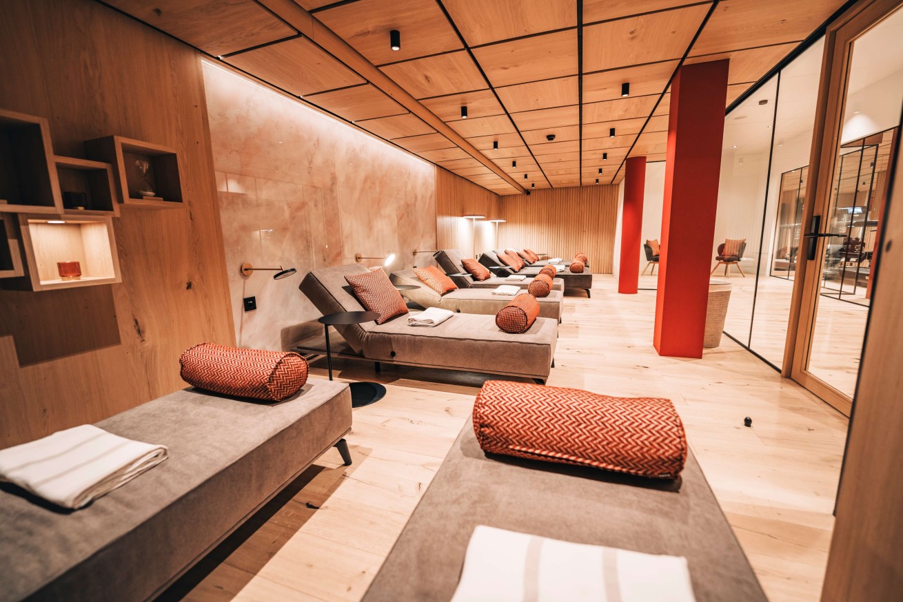 SWISS ALPINE HOTEL ALLALIN – Wellnessliegen