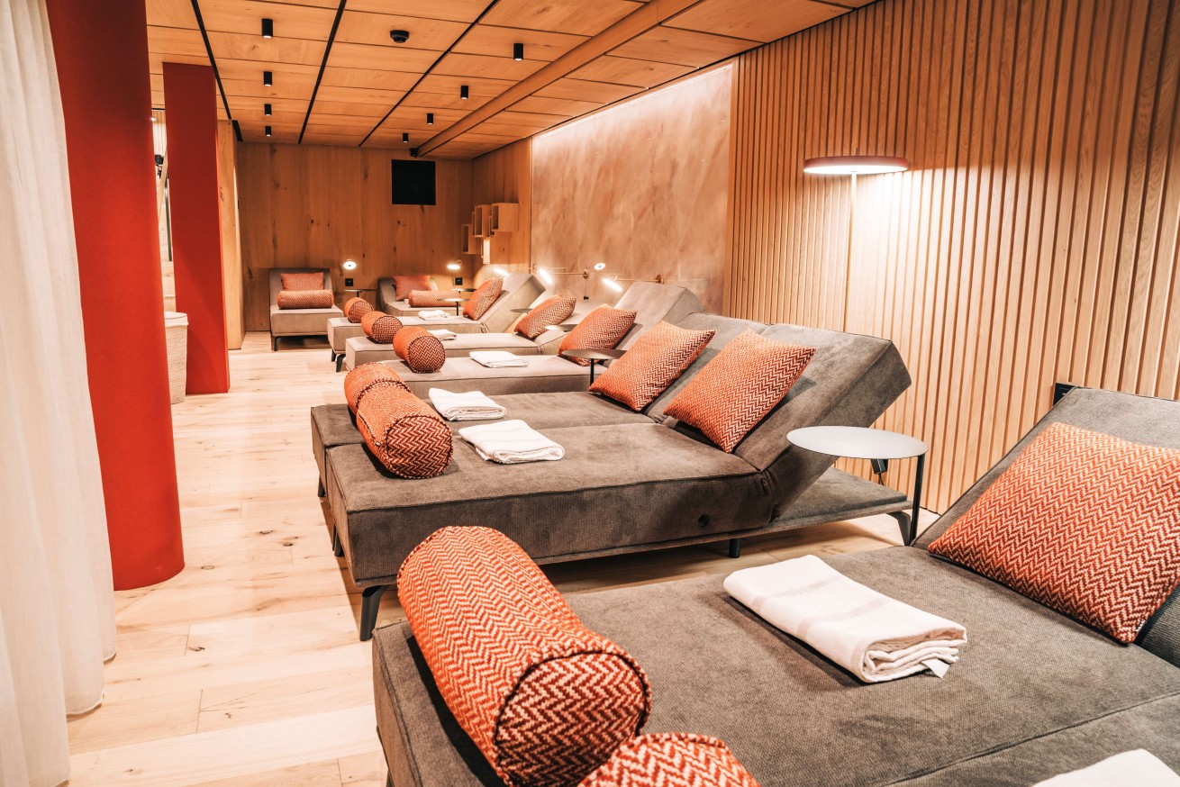 SWISS ALPINE HOTEL ALLALIN – Wellnessliegen